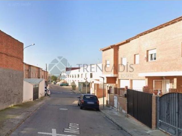 Casa en venta en Chozas De Canales, Castilla-La Mancha