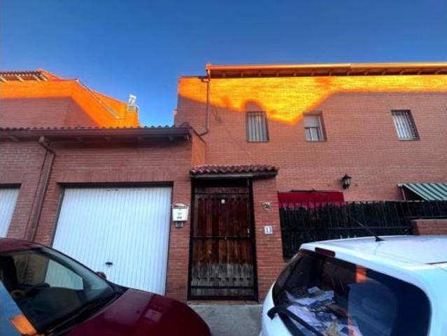 Casa en venta en Chozas De Canales, Castilla-La Mancha