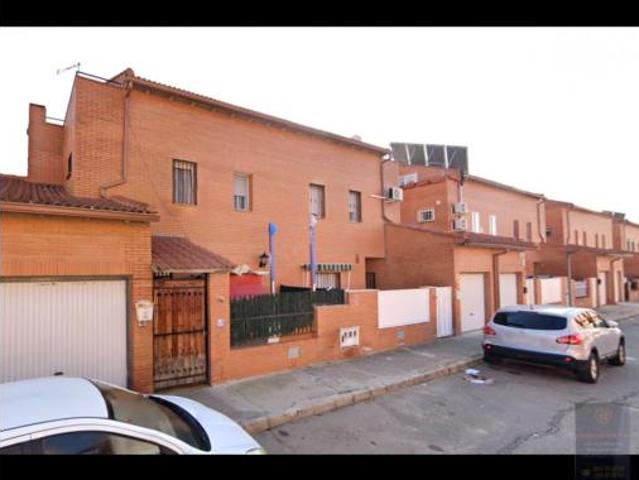 Casa en venta en Chozas De Canales, Castilla-La Mancha