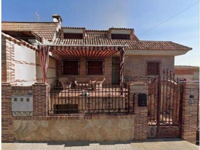Casa en venta en Chozas De Canales, Castilla-La Mancha
