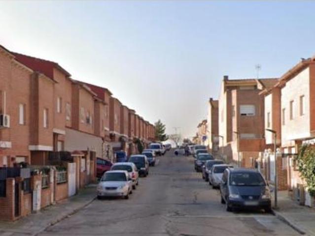 Casa en venta en Chozas De Canales, Castilla-La Mancha