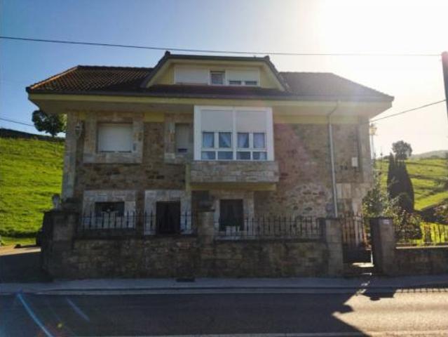 Casa en venta en Rivero, San Felices De Buelna