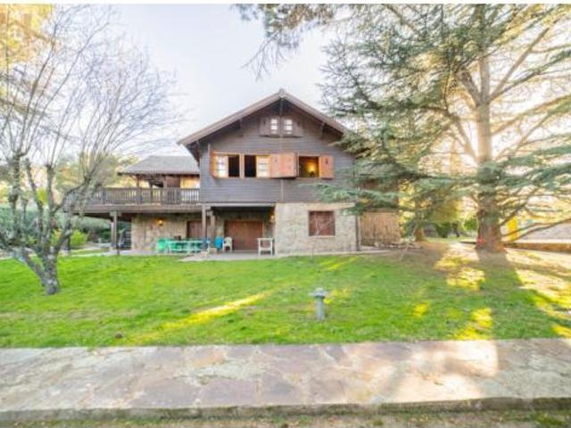 Casa en venta en Collado Mediano, Madrid