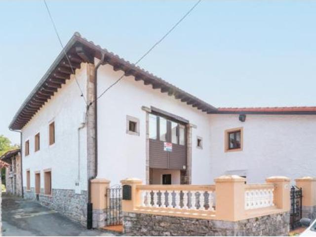 Casa en venta en Colunga, Asturias