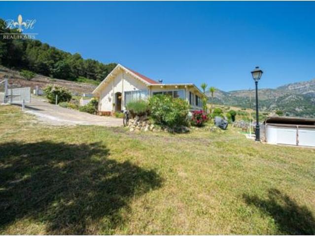 Casa en venta en Confrides