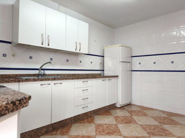 Casa en venta en La Carlota, Andalucía