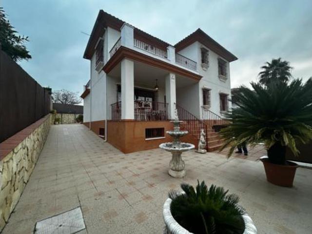 Casa en venta en Alcolea, Córdoba