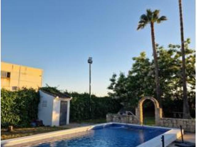 Casa en venta en Encinarejo de Córdoba, Córdoba