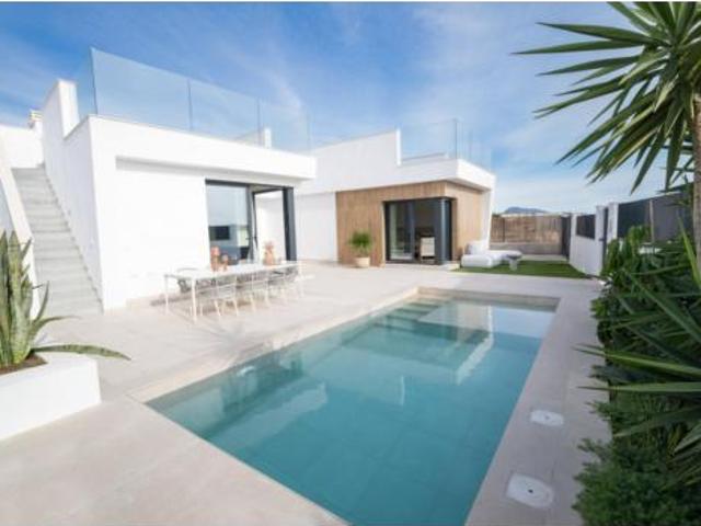 Casa en venta en Corvera De Toranzo, Cantabria
