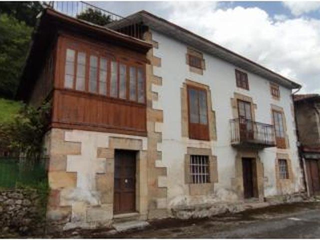 Casa en venta en Corvera De Toranzo, Cantabria