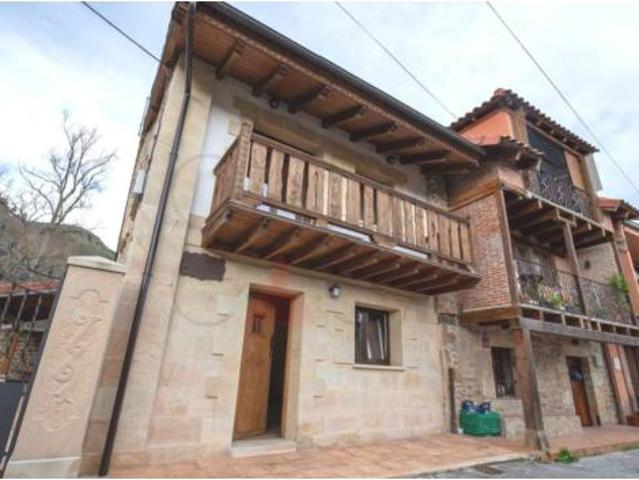 Casa en venta en Corvera De Toranzo, Cantabria