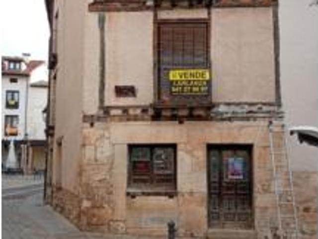 Casa en venta en Covarrubias, Castilla y León