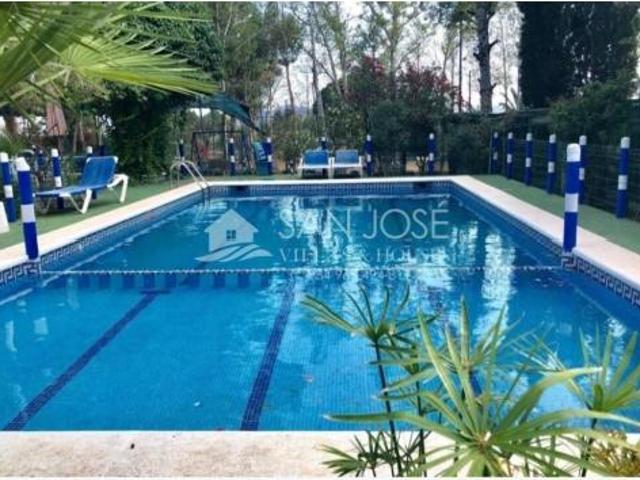 Casa en venta en Crevillent