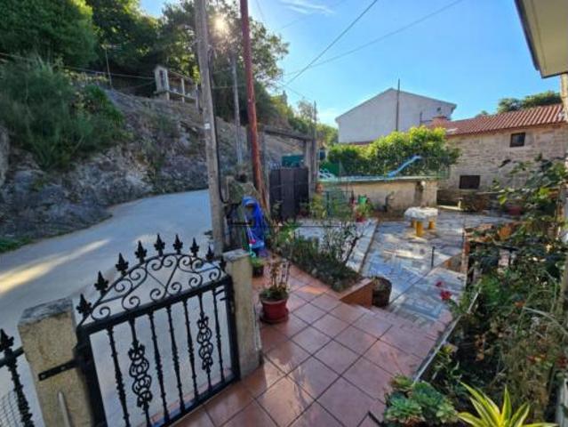 Casa en venta en Cuntis