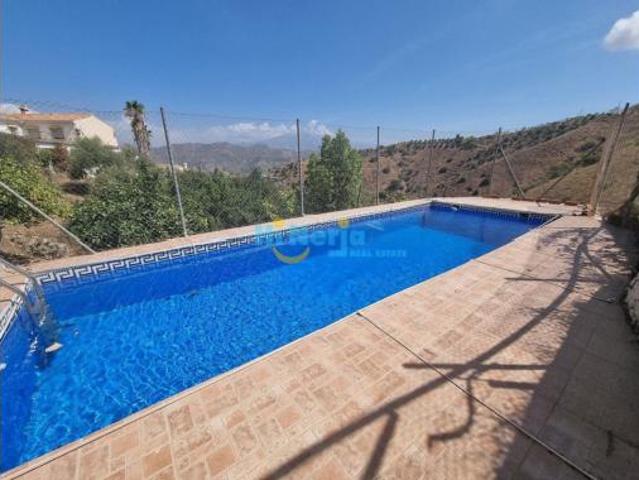 Casa en venta en Cútar