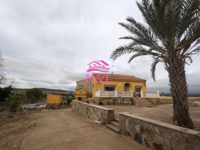 Casa en venta en Don Álvaro, Extremadura