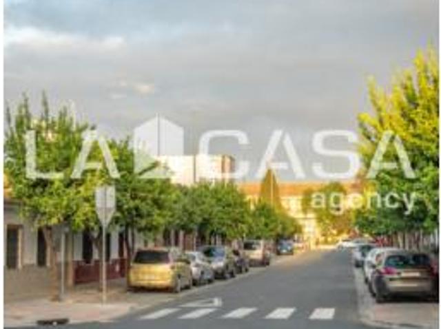 Casa en venta en Casas Baratas, Dos Hermanas