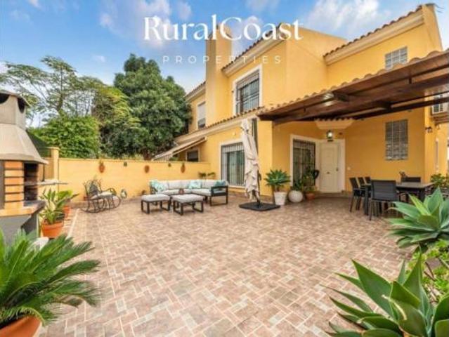 Casa en venta en El Campello, Urbanització L'Amerador