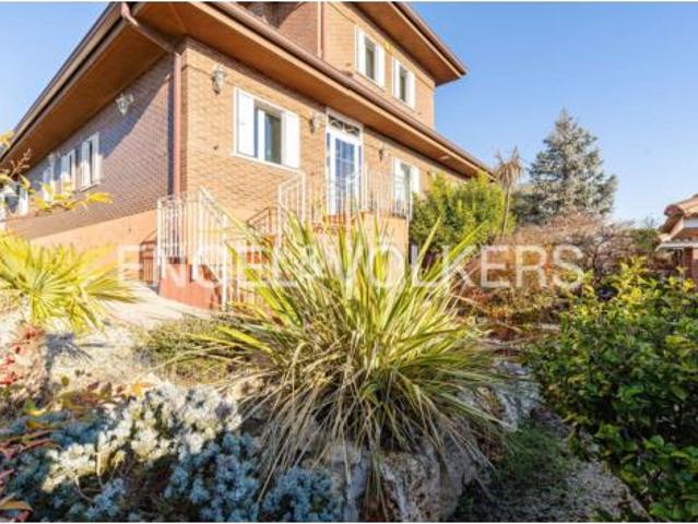 Casa en venta en El Casar, Guadalajara