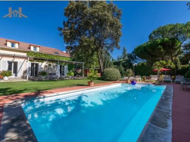 Casa en venta en Navalquejigo, El Escorial