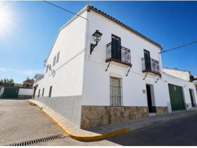 Casa en venta en El Pedroso, Andalucía