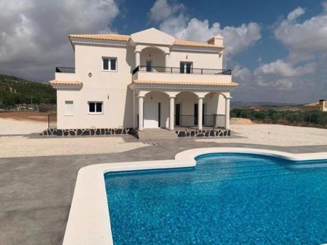 Casa en venta en el Vinalopó Mitjà / El Vinalopó Medio, Valencia