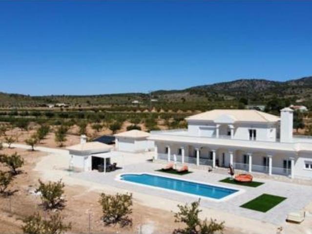 Casa en venta en el Pinós / Pinoso, Alacant / Alicante