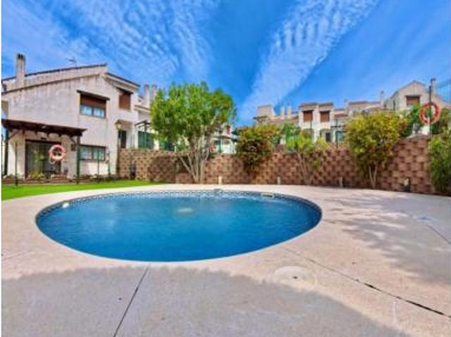 Casa en venta en El Ronquillo, Andalucía
