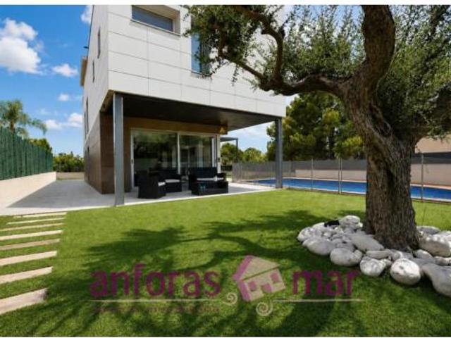 Casa en venta en Baix Penedès, Catalunya