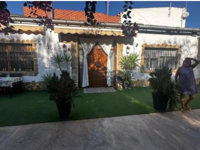 Casa en venta en Molinos de Félix, el Vinalopó Mitjà / El Vinalopó Medio