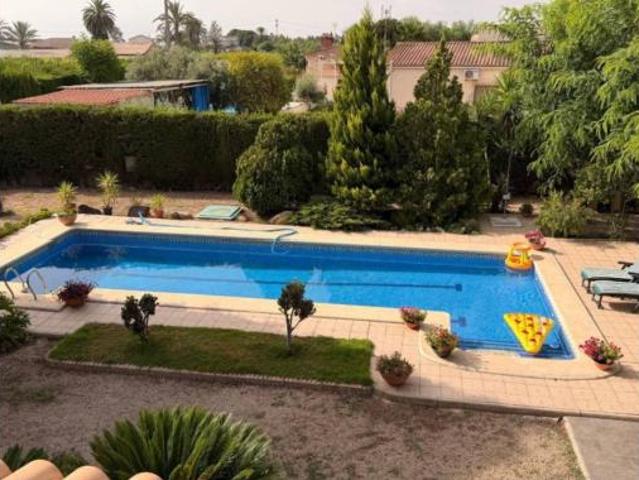 Casa en venta en Atzavares, el Baix Vinalopó