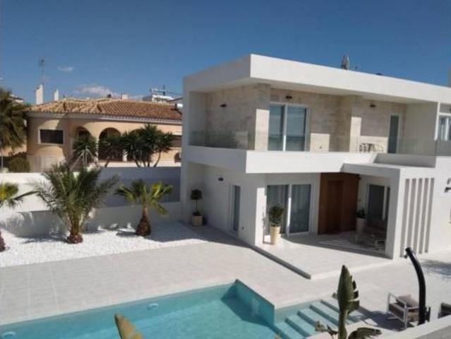 Casa en venta en la Portalada, el Baix Vinalopó