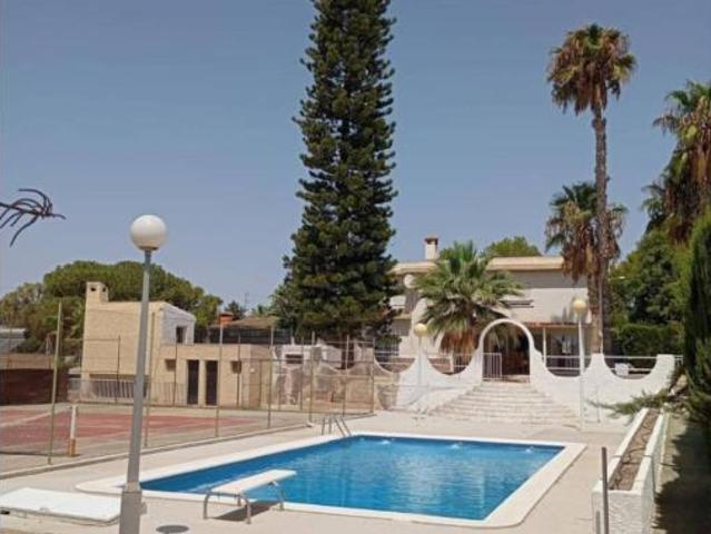 Casa en venta en el Baix Vinalopó, Valencia