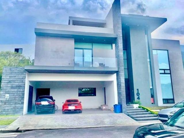 Casa venta en sierra alta