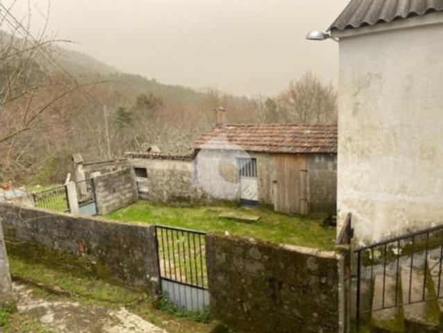 Casa en venta en Entrimo, A Baixa Limia
