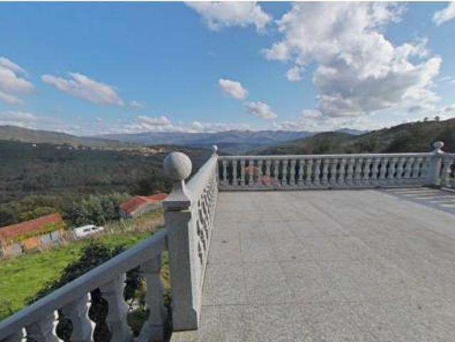 Casa en venta en Entrimo, A Baixa Limia