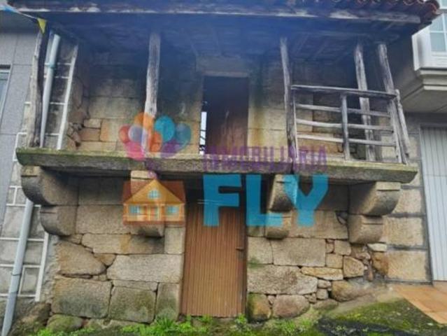 Casa en venta en Esgos, Ourense