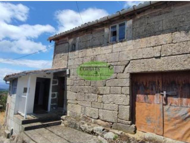 Casa en venta en Ourense, Galicia