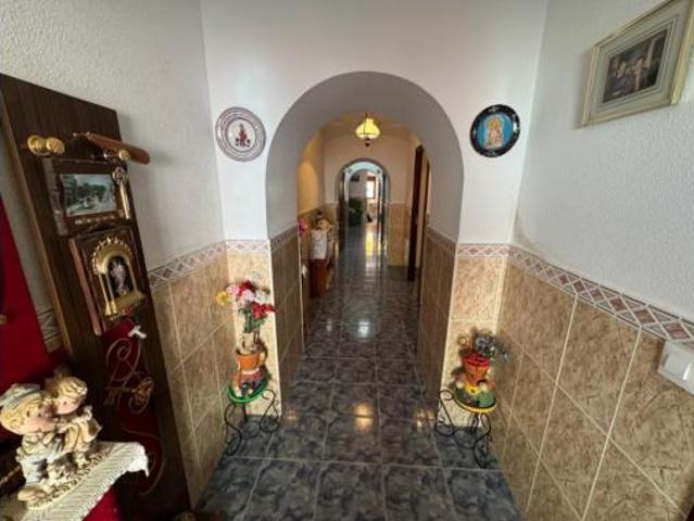 Casa en venta en Esparragalejo, Extremadura