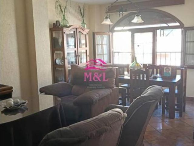 Casa en venta en Esparragalejo, Extremadura