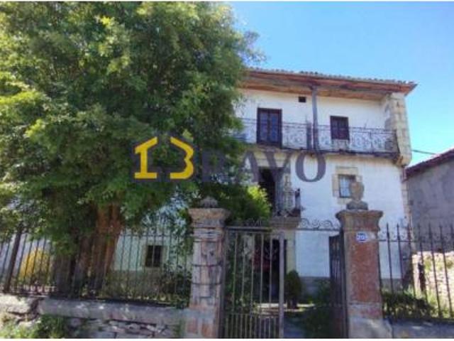 Casa en venta en Espinosa De Los Monteros, Castilla y León