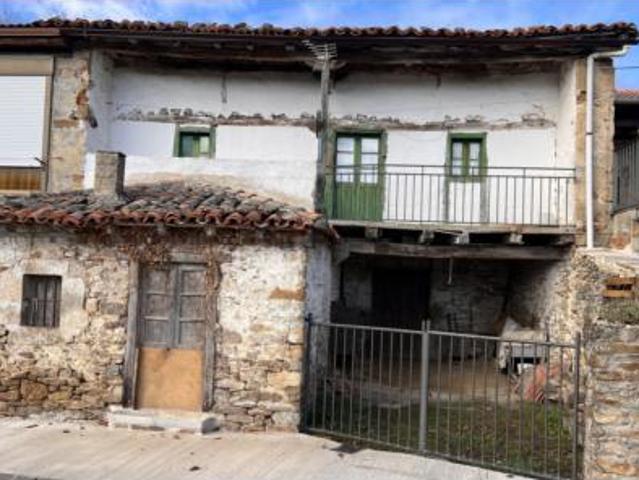 Casa en venta en Espinosa De Los Monteros, Castilla y León