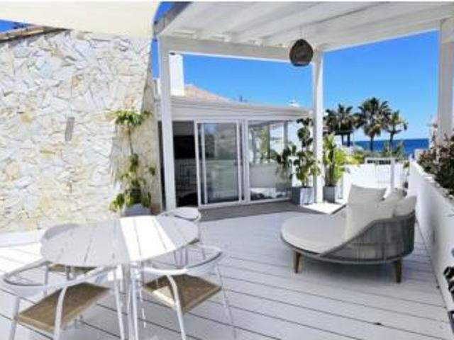 Casa en venta en Barriada Islas Canarias, Costa del Sol Occidental