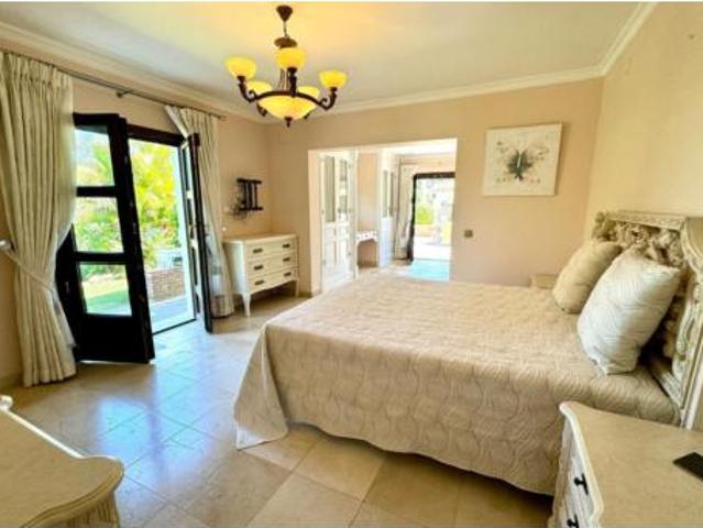 Chalet en venta en Resinera-Voladilla, Costa del Sol Occidental