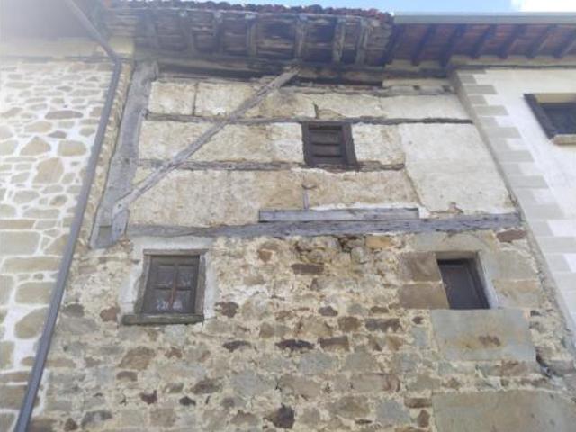 Casa en venta en Sakana, Navarra