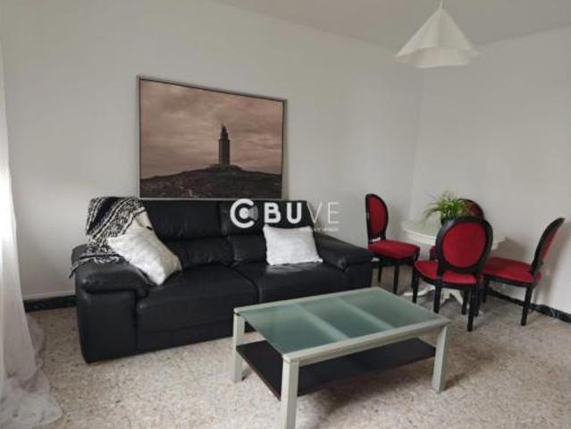 Casa en venta en O Pombal, Fene