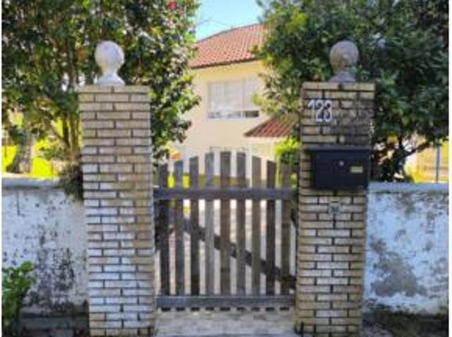 Casa en venta en Serantes, Ferrol
