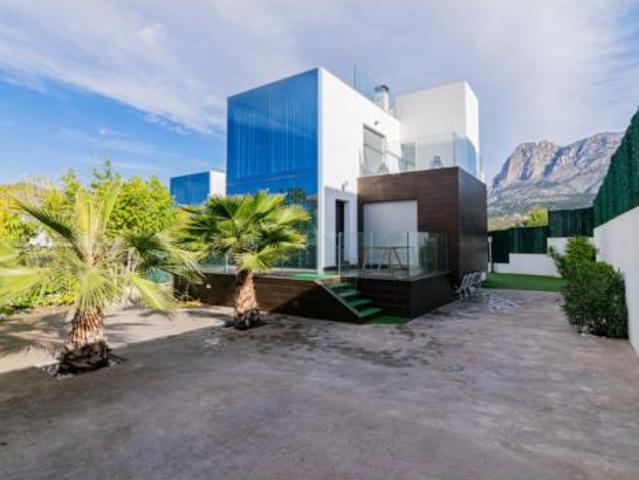 Casa en venta en la Cala de Finestrat, Finestrat