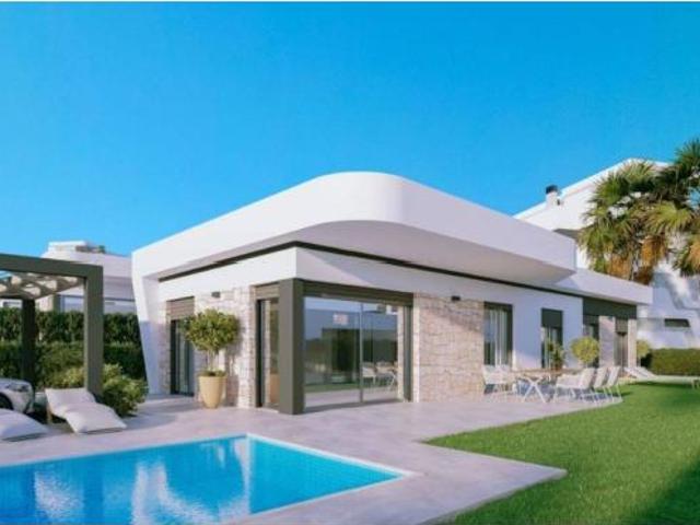 Casa en venta en Finestrat, Valencia