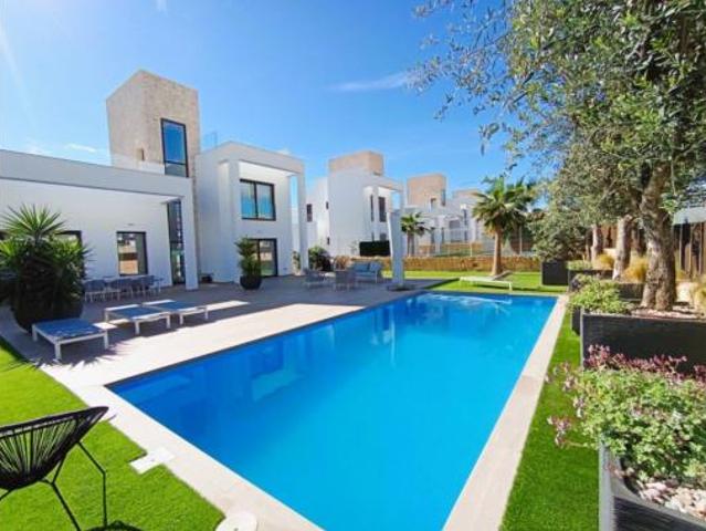 Casa en venta en la Marina Baixa, Valencia